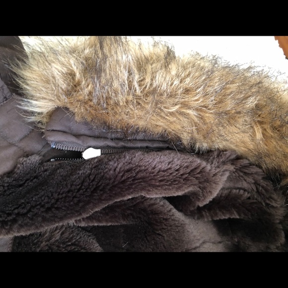 Aritzia Summit short Parka - Picture 10 of 11